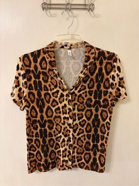 Sybilla Leopard Print Short Sleeve Button-Down Shirt - Brown/Black